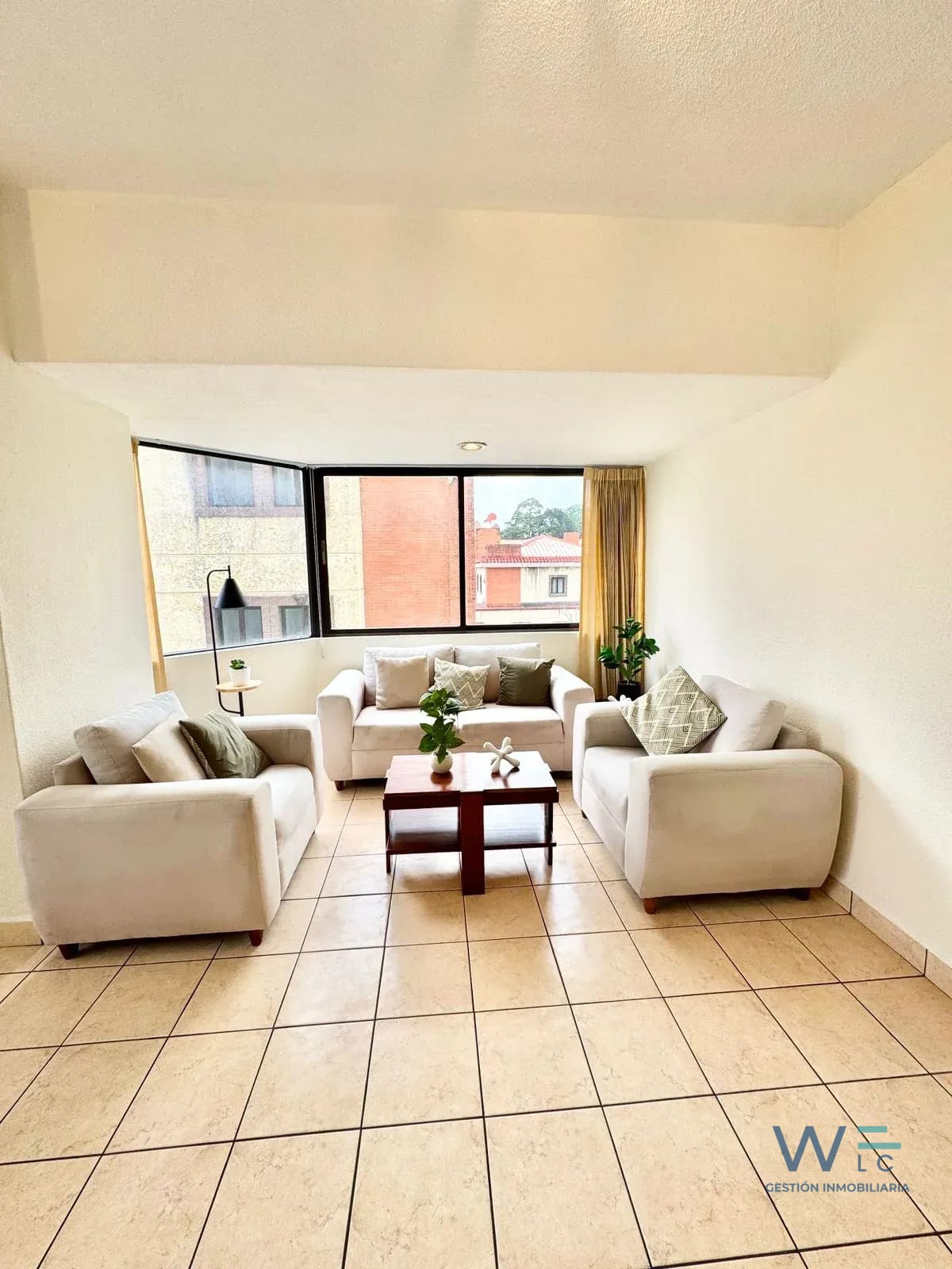 Apartamento Amueblado en Renta Zona 14 — Apartamento en Alquiler en Zona 14, Guatemala, Ciudad — foto 3 de 17