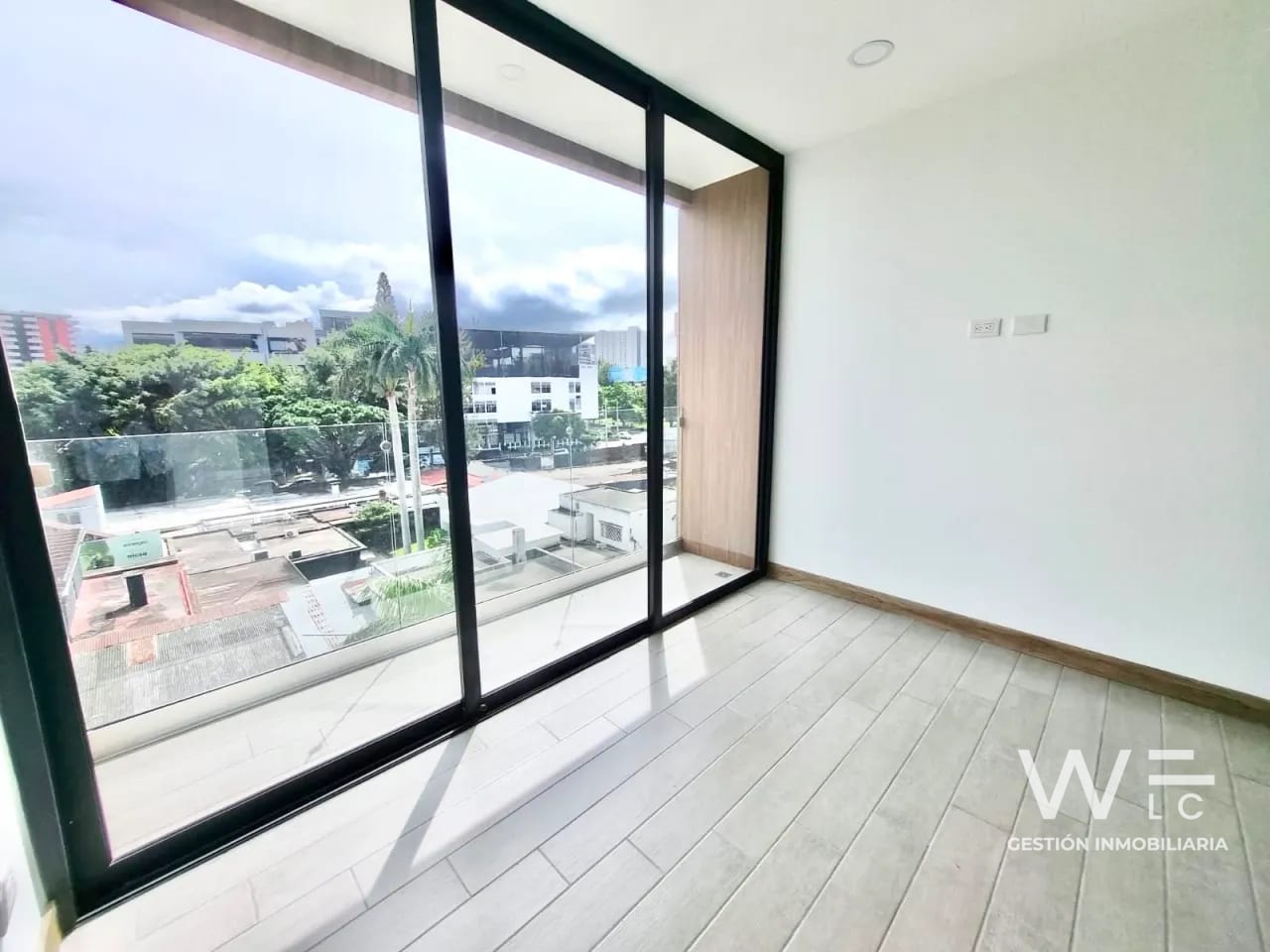 Alquilo Apartamento Zona 13 — Apartamento en Alquiler en Providencia Apartamentos, Zona 13, Guatemala, Ciudad — foto 3 de 10