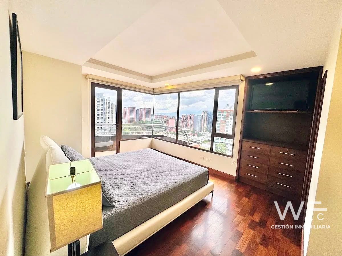 Vendo Apartamento Amueblado y Equipado Zona 10 — Apartamento en Venta en Santa María, Zona 10, Guatemala, Ciudad — foto 10 de 17