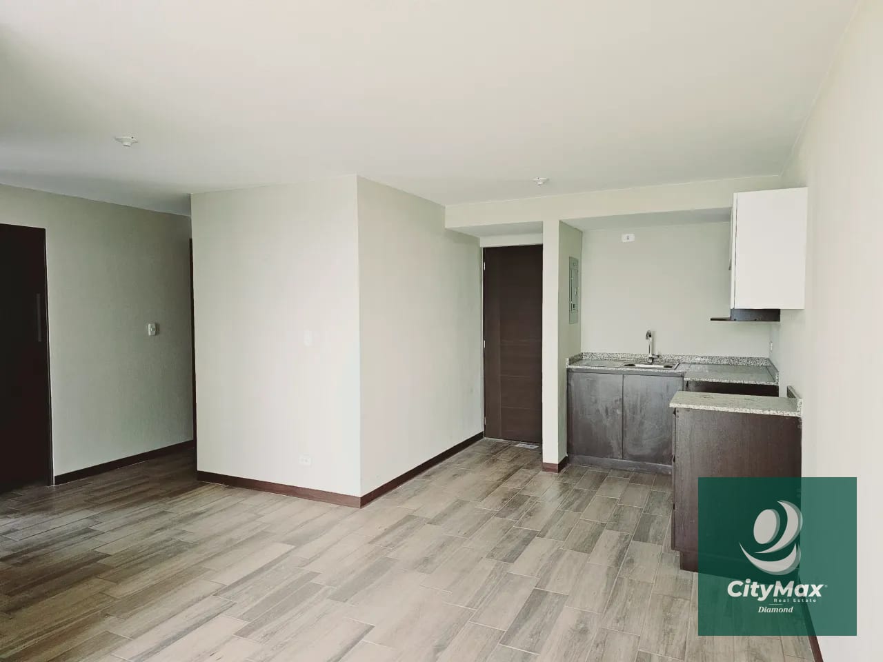 Apartamento en Venta y Renta en San Nicolás del Bosque Zona 4 de Mixco — Apartamento en Venta en Bosques de San Nicolás, Zona 4 Mixco, Guatemala, Ciudad — foto 11 de 17