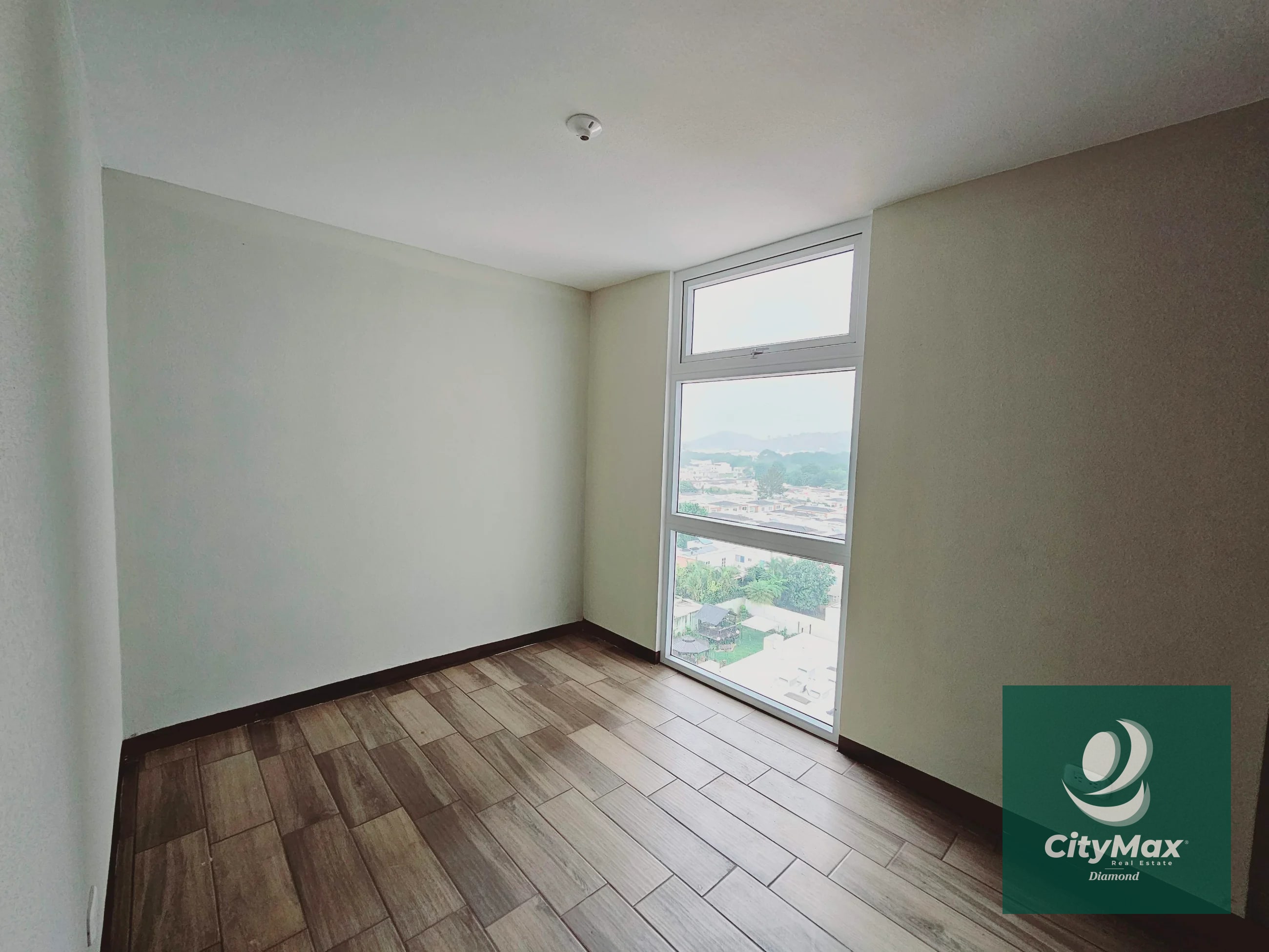 Apartamento en Venta y Renta en San Nicolás del Bosque Zona 4 de Mixco - 3