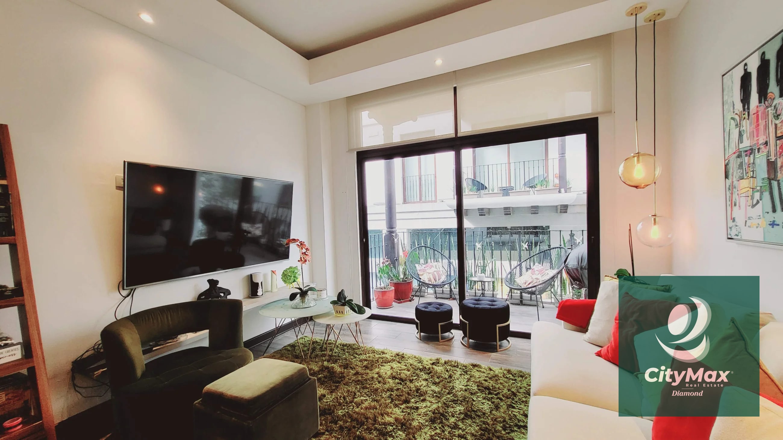 Apartamento de Lujo Amueblado en Renta en Lirios de Cayalá - 4