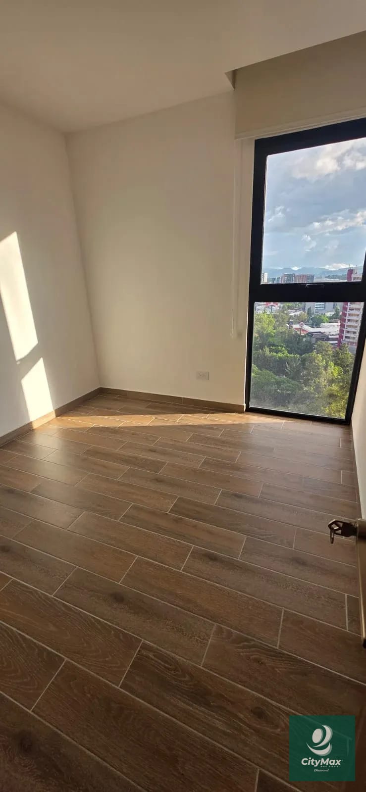 Apartamento en Venta ubicado en la exclusiva Zona 14 Guatemala — Apartamento en Venta en Parque 14, Zona 14, Guatemala, Ciudad — foto 11 de 16