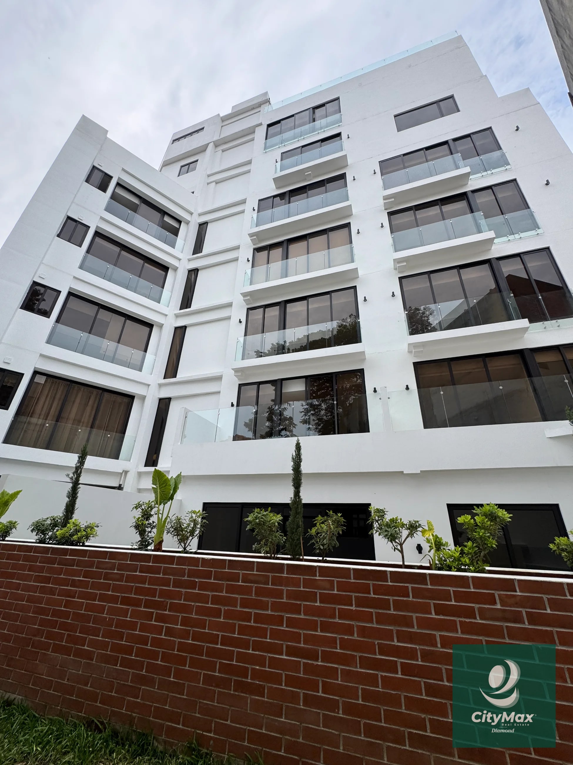 Apartamento tipo Estudio amueblado en renta Zona 15 - 13