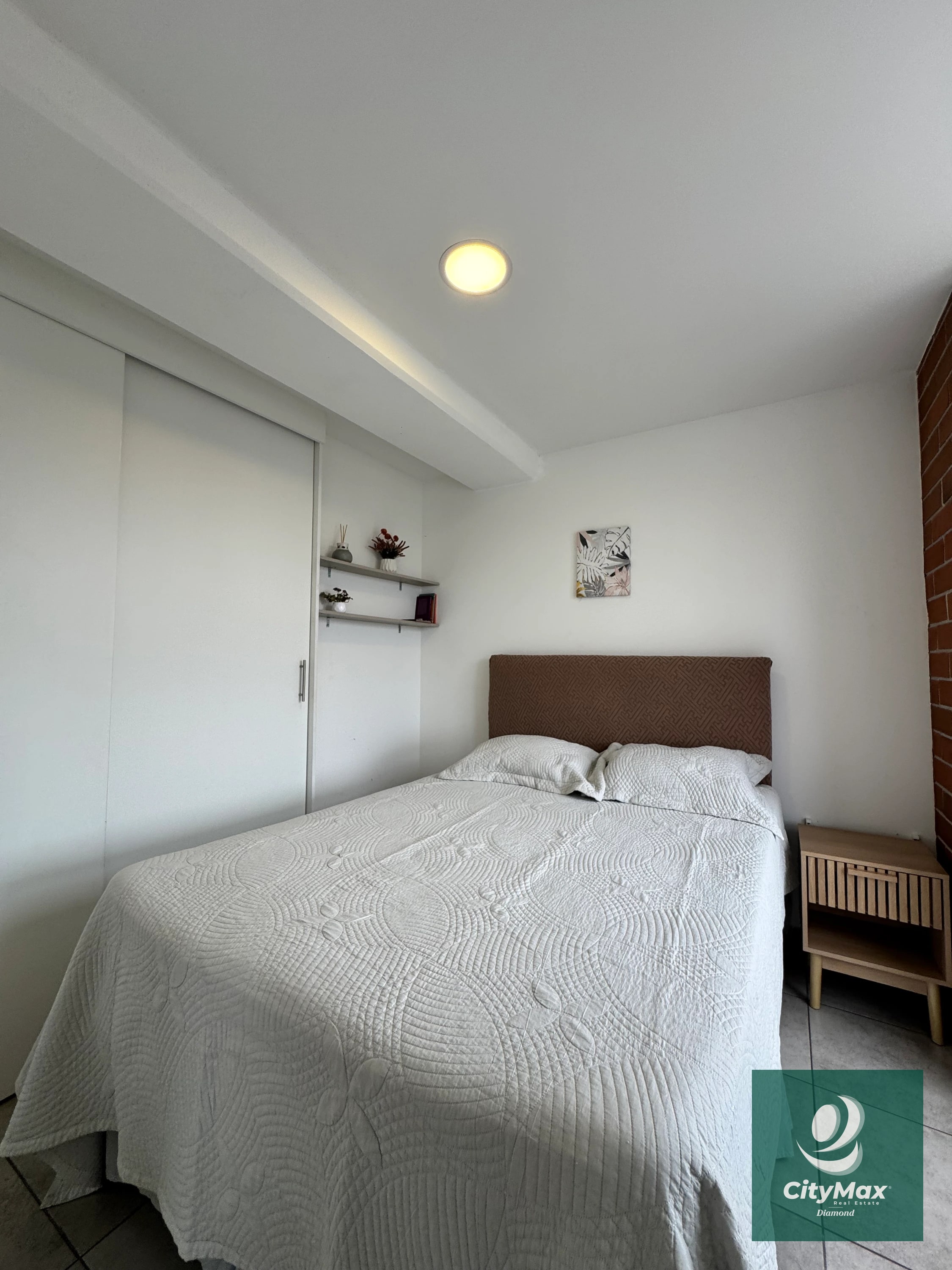 Apartamento Amueblado en Renta Fiamene Zona 10 Guatemala — Apartamento en Alquiler en Fiamene, Zona 10, Guatemala, Ciudad — foto 6 de 13