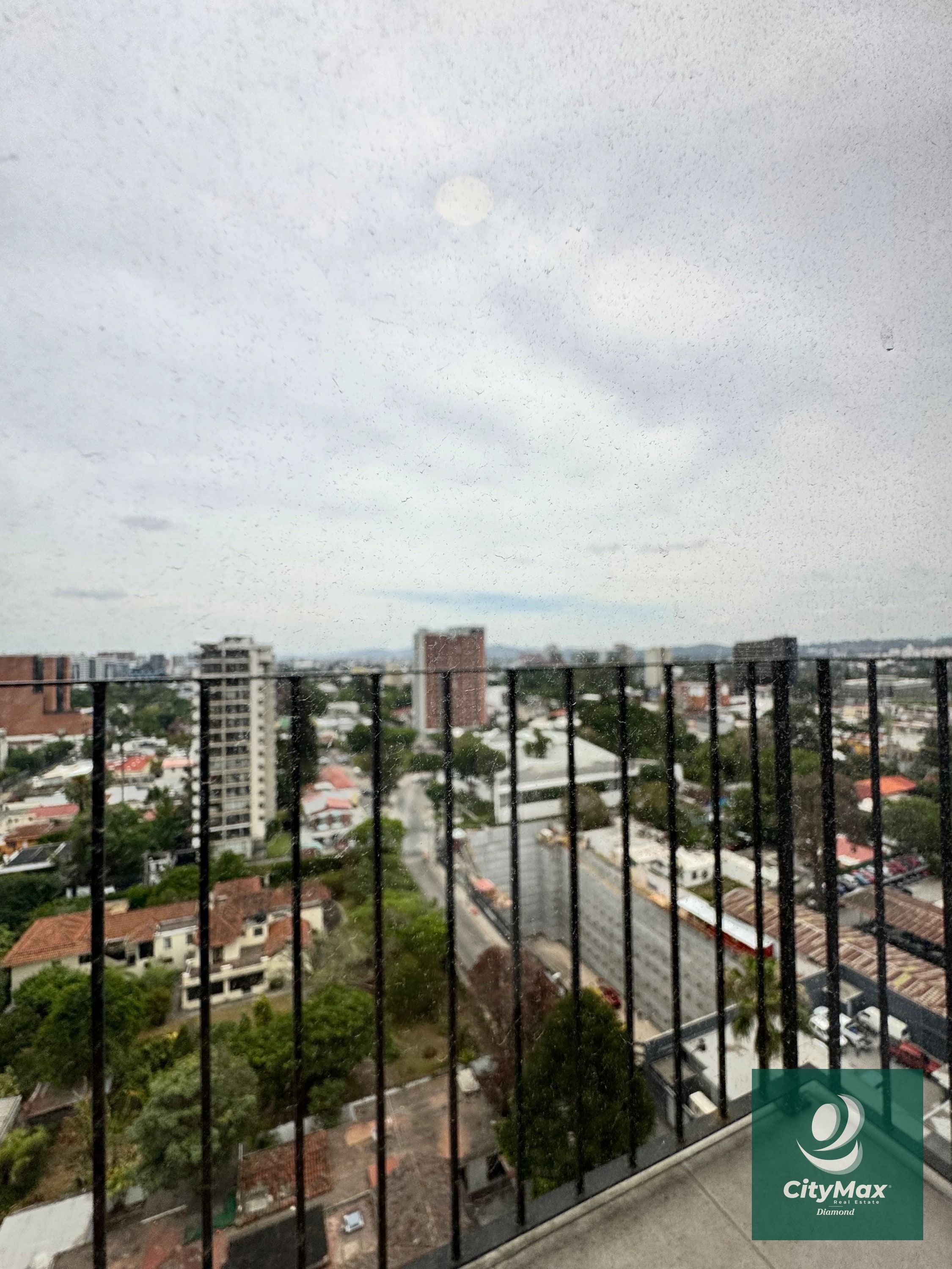 Apartamento Amueblado en Renta Fiamene Zona 10 Guatemala — Apartamento en Alquiler en Fiamene, Zona 10, Guatemala, Ciudad — foto 8 de 13