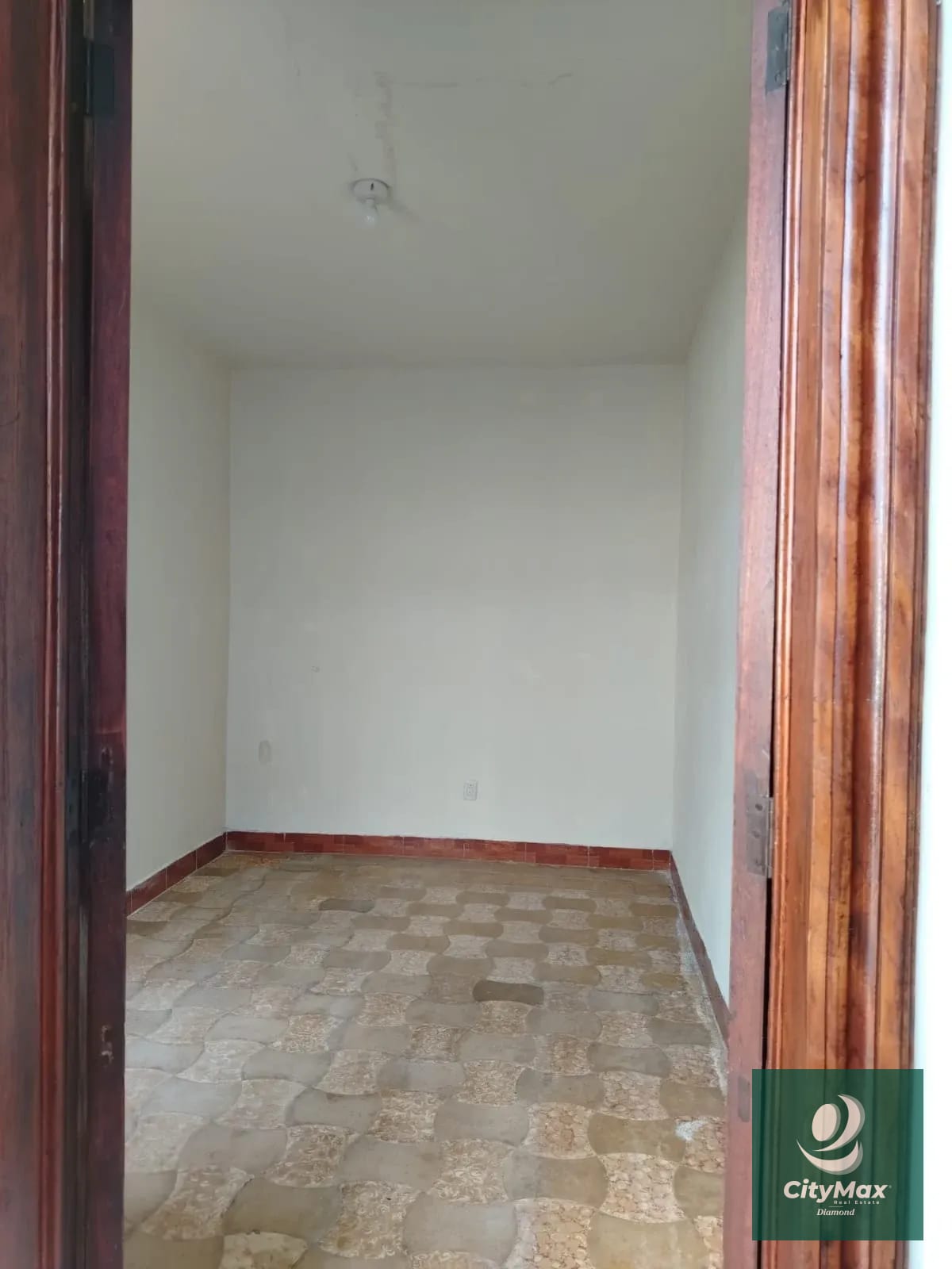 Casa para Oficinas en Renta en Zona 1 Centro Histórico — Casa en Alquiler en Zona 1, Guatemala, Ciudad — foto 6 de 15