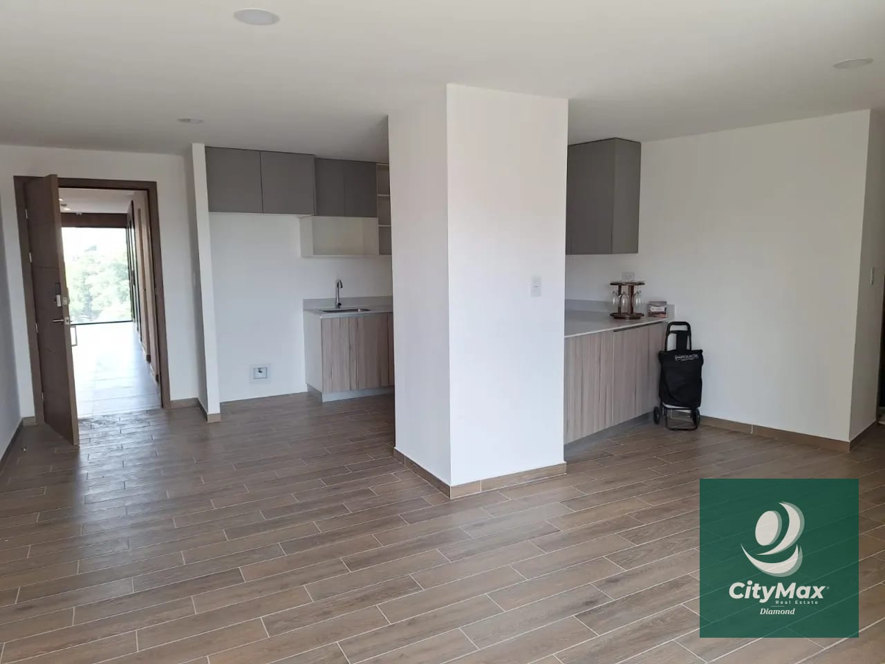 Apartamento en Venta y Renta en nivel alto Parque 14 Zona 14 — Apartamento en Alquiler en Parque 14, Zona 14, Guatemala, Ciudad — foto 6 de 17