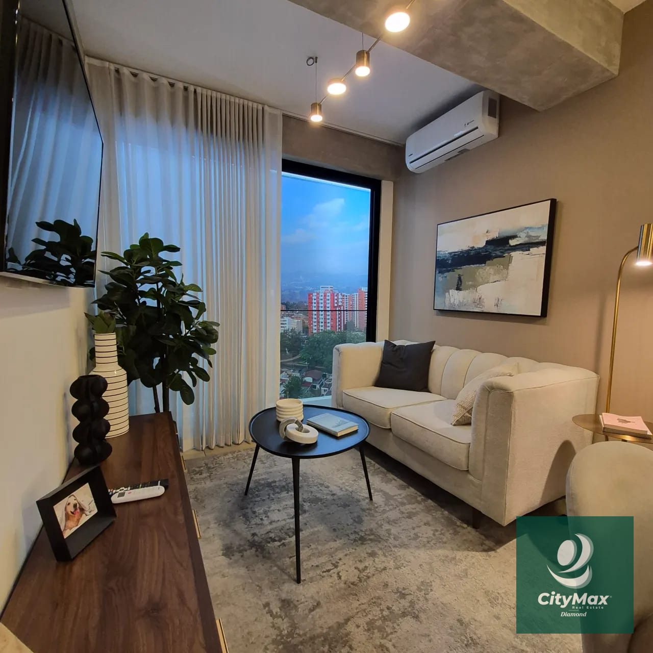 Apartamento en Venta en Las Américas Zona 13 Ciudad de Guatemala — Apartamento en Venta en Zona 13, Guatemala, Ciudad — foto 1 de 14