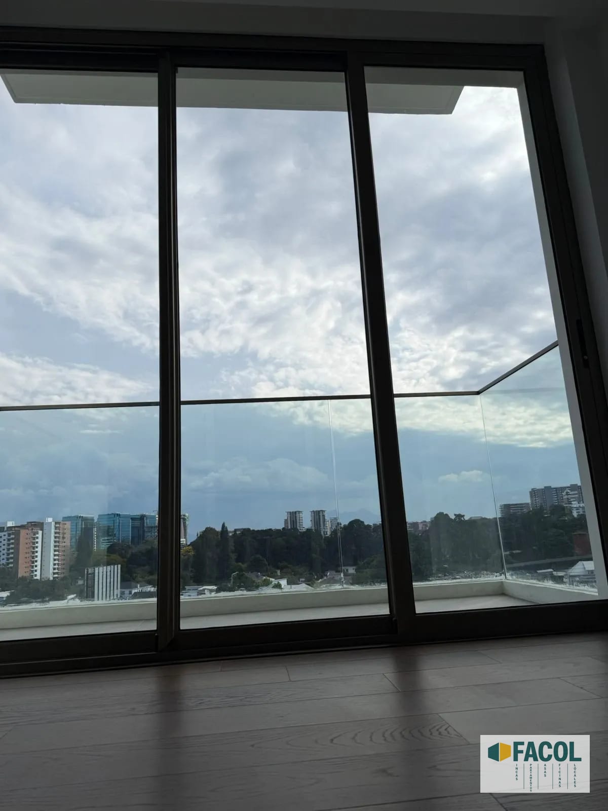🏢✨ Edificio Atarah, Zona 10 – Apartamento en Renta ✨🏢 — Apartamento en Alquiler en Atarah, Zona 10, Guatemala, Ciudad — foto 10 de 13