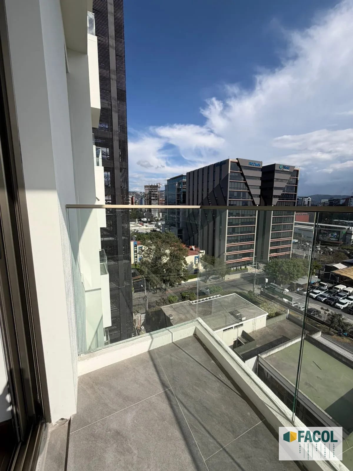 🏢✨ Edificio Atarah, Zona 10 – Apartamento en Renta ✨🏢 — Apartamento en Alquiler en Atarah, Zona 10, Guatemala, Ciudad — foto 1 de 13