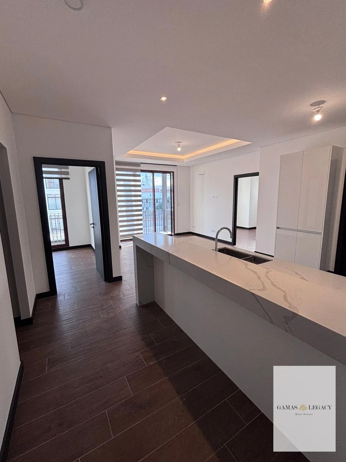APARTAMENTO EN RENTA | LIRIOS DE CAYALÁ | ZONA 16 — Apartamento en Venta en Zona 16, Guatemala, Ciudad — foto 1 de 11