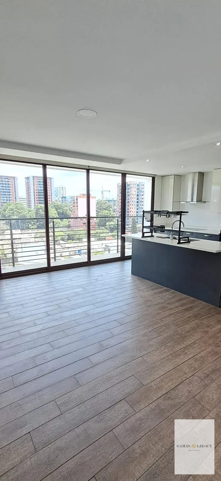 Apartamento en Renta | Urbana | Zona 10 — Apartamento en Alquiler en Urbana, Zona 10, Guatemala, Ciudad — foto 1 de 8