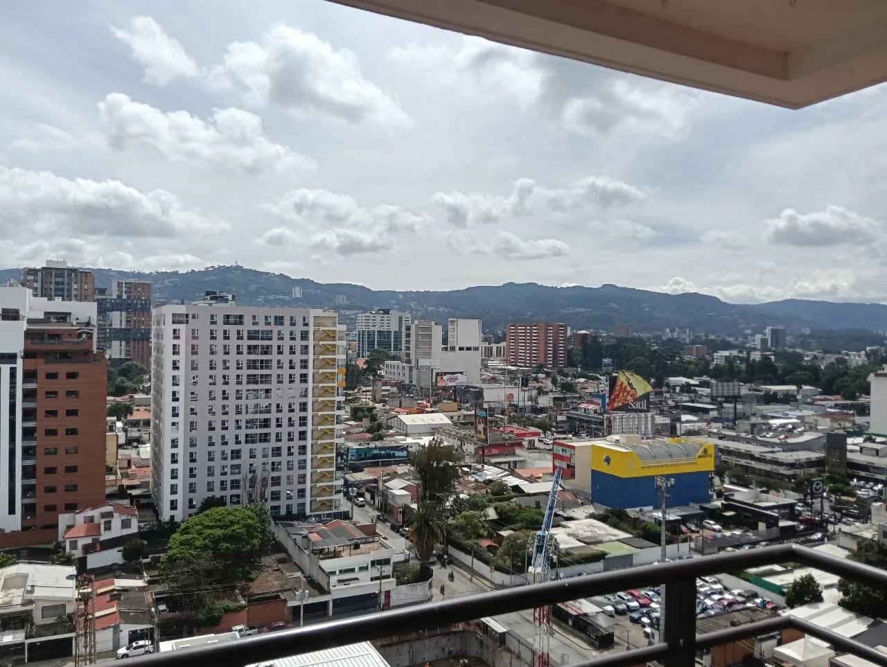 Vendo Apto Z.10 Edif. Mirafiori REF.6827 *110 M2, 2 Hab, 2 Baños, 2 Parqueos, $250k* — Apartamento en Venta en Zona 10, Guatemala, Ciudad — foto 7 de 16