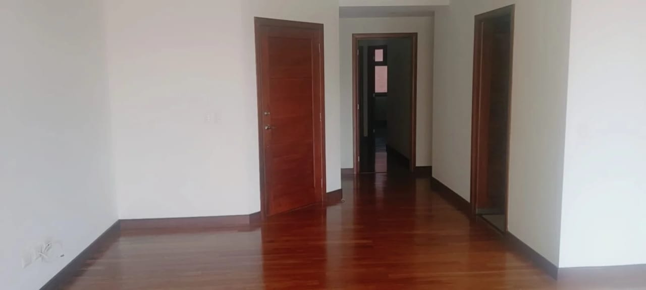 Vendo Apto Z.10 Edif. Mirafiori REF.6827 *110 M2, 2 Hab, 2 Baños, 2 Parqueos, $250k* — Apartamento en Venta en Zona 10, Guatemala, Ciudad — foto 4 de 16