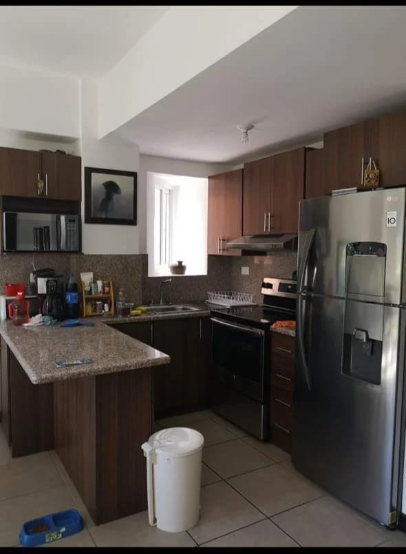RENTO APTO Z.16 VILLAS HEXA CAÑADA 16 CON O SIN MUEBLES REF.6879 *78M2, 2 HAB, 2 BAÑOS, 2 PARQUEOS, JARDIN, LINEA BLANCA, Q5500* — Apartamento en Alquiler en Zona 16, Guatemala, Ciudad — foto 9 de 17