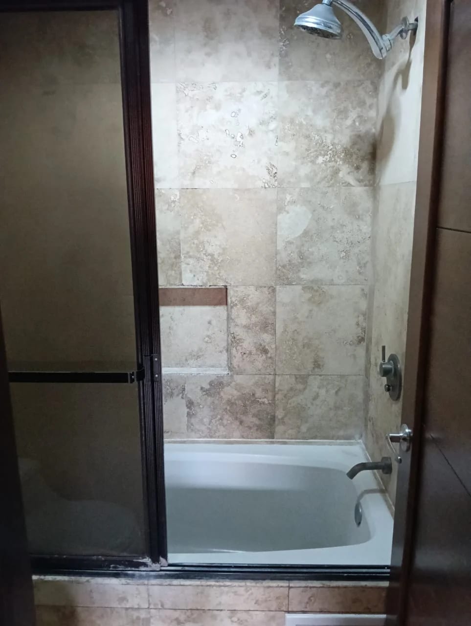 Vendo Apto Z.10 Edif. Mirafiori REF.6827 *110 M2, 2 Hab, 2 Baños, 2 Parqueos — Apartamento en Venta en Zona 10, Guatemala, Ciudad — foto 10 de 16
