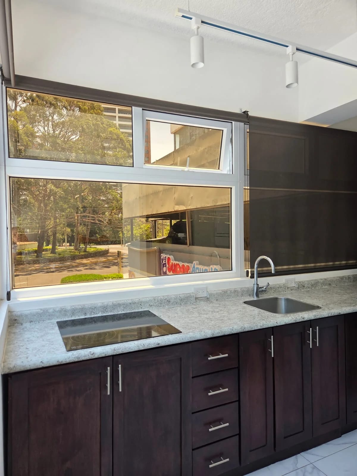 RENTO APTO AMUEBLADO ZONA 13 VISTALAGO REF.6926 *1 HAB, 1 BAÑO, 1 PARQUEO, $750* — Apartamento en Alquiler en Zona 13, Guatemala, Ciudad — foto 8 de 14