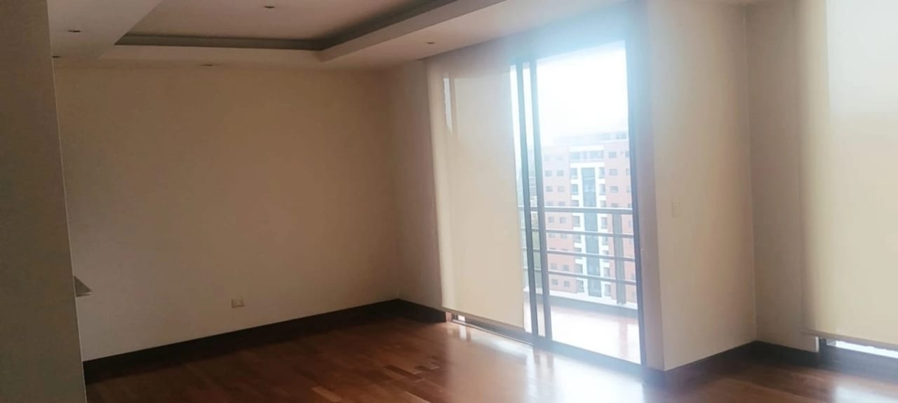 VENDO APTO Z.10 EDIF. MIRAFIORI REF.6827 *110 M2, 2 HAB, 2 BAÑOS, 2 PARQUEOS, $242,000* — Apartamento en Venta en Zona 10, Guatemala, Ciudad — foto 10 de 17