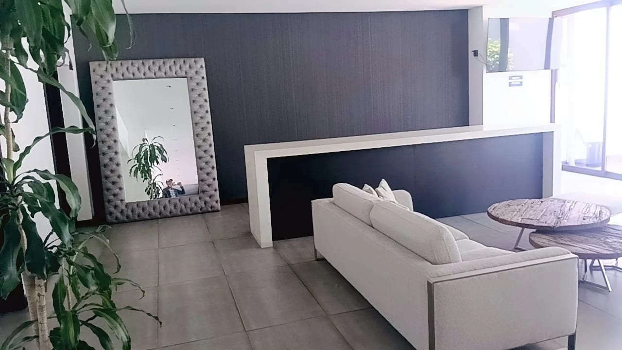 RENTO APTO AMUEBLADO Z.10 EDIF URBANA REF.6935 *2 HAB, 2.5 BAÑOS, 2 PARQUEOS, 88M2, $1125* — Apartamento en Alquiler en Zona 9, Guatemala, Ciudad — foto 14 de 17