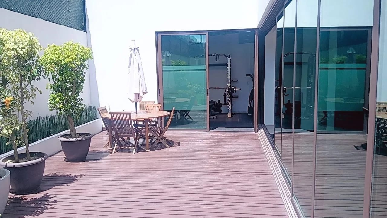 RENTO APTO AMUEBLADO Z.10 EDIF URBANA REF.6935 *2 HAB, 2.5 BAÑOS, 2 PARQUEOS, 88M2, $1125* — Apartamento en Alquiler en Zona 9, Guatemala, Ciudad — foto 13 de 17