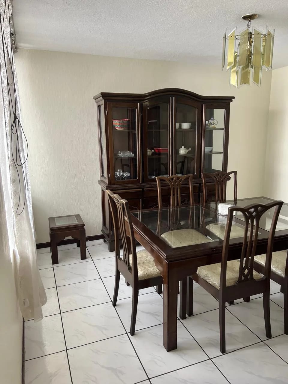 Rento Apto Z.9 Amueblado EDIF.12-29 REF.6902 *3 Hab, 2 Baños, 2 Parq — Apartamento en Alquiler en Zona 9, Guatemala, Ciudad — foto 2 de 17