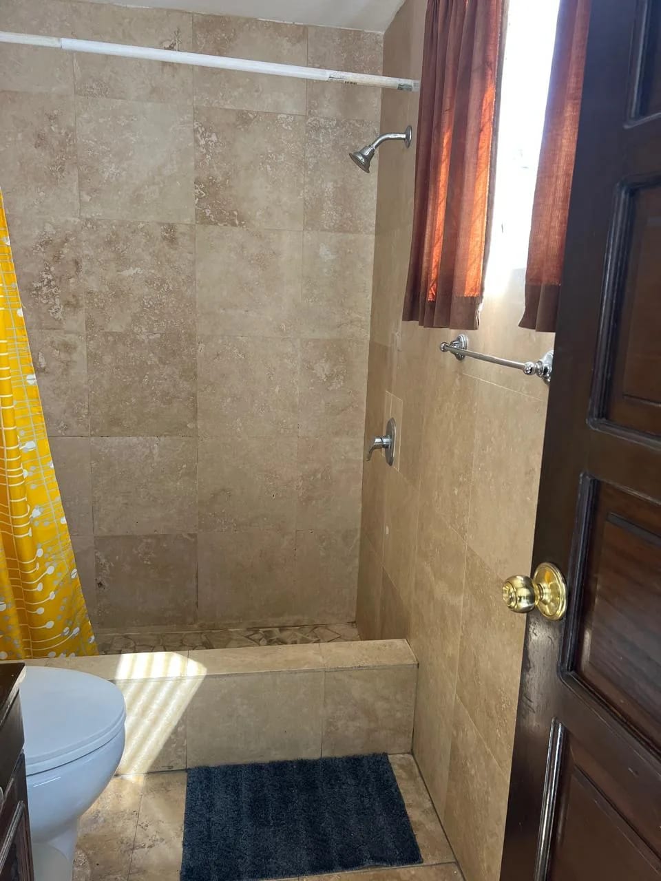 Rento Apto Z.9 Amueblado EDIF.12-29 REF.6902 *3 Hab, 2 Baños, 2 Parq — Apartamento en Alquiler en Zona 9, Guatemala, Ciudad — foto 17 de 17