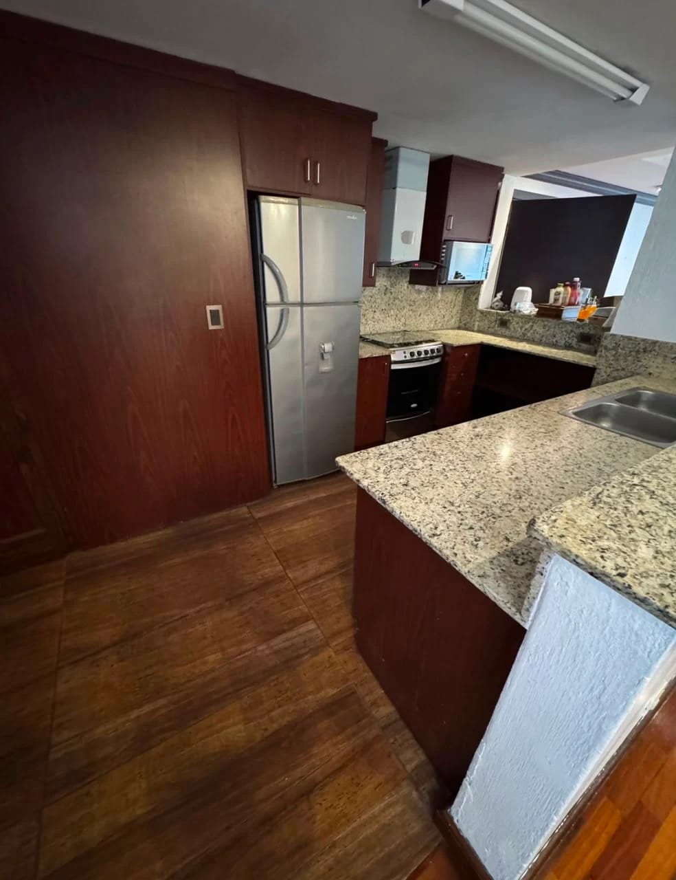 Rento Apto 3 Hab Zona 14 la Villa REF.6941 — Apartamento en Alquiler en Zona 14, Guatemala, Ciudad — foto 1 de 16