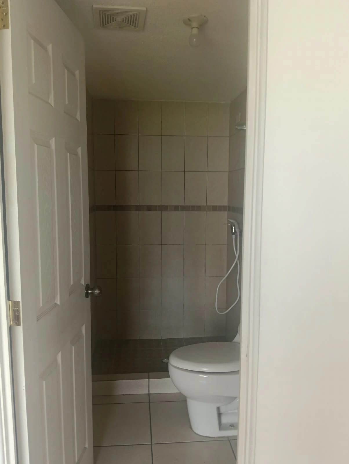 Rento Apto Zona 1, Historico 1, REF.6943 *2 Hab, Estudio, 2 Baños — Apartamento en Alquiler en Zona 1, Guatemala, Ciudad — foto 3 de 17