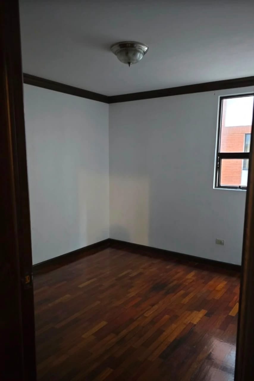 Rento Apto 3 Hab Zona 14 la Villa REF.6941 — Apartamento en Alquiler en Zona 14, Guatemala, Ciudad — foto 8 de 15
