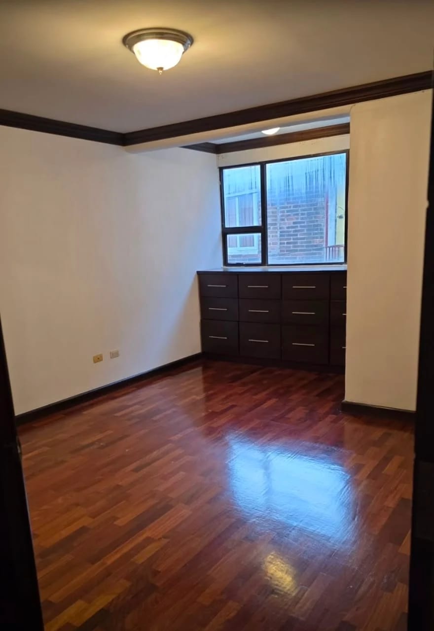 Rento Apto 3 Hab Zona 14 la Villa REF.6941 — Apartamento en Alquiler en Zona 14, Guatemala, Ciudad — foto 11 de 15