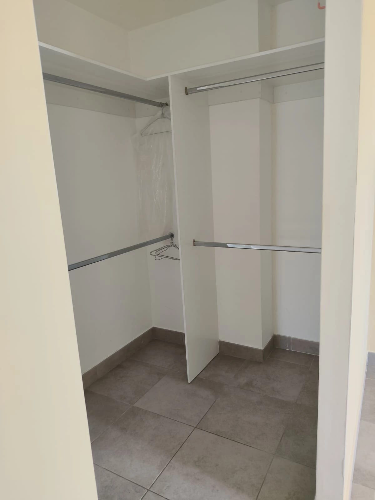 Rento Apto Zona 2 Ciudad Nueva Edif. Baldone REF.6947 *3 Hab, 2 Baños — Apartamento en Alquiler en Zona 2, Guatemala, Ciudad — foto 13 de 17