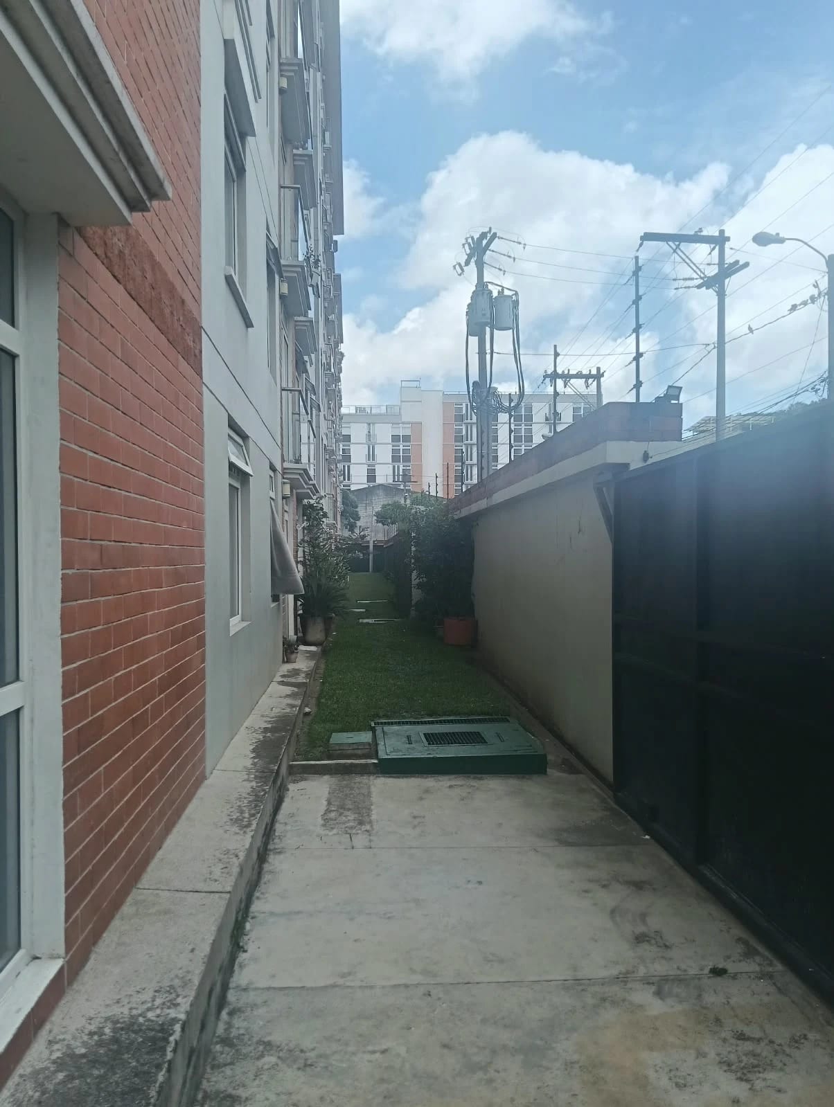 Rento Apto Zona 1, Historico 1, REF.6943 *2 Hab, Estudio, 2 Baños, — Apartamento en Alquiler en Zona 1, Guatemala, Ciudad — foto 2 de 13