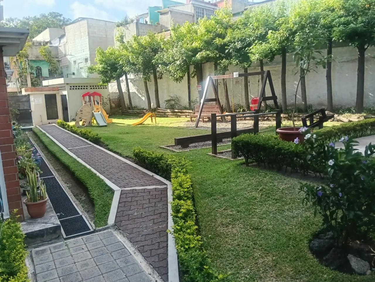 Rento Apto Zona 1, Historico 1, REF.6943 — Apartamento en Alquiler en Zona 1, Guatemala, Ciudad — foto 2 de 15