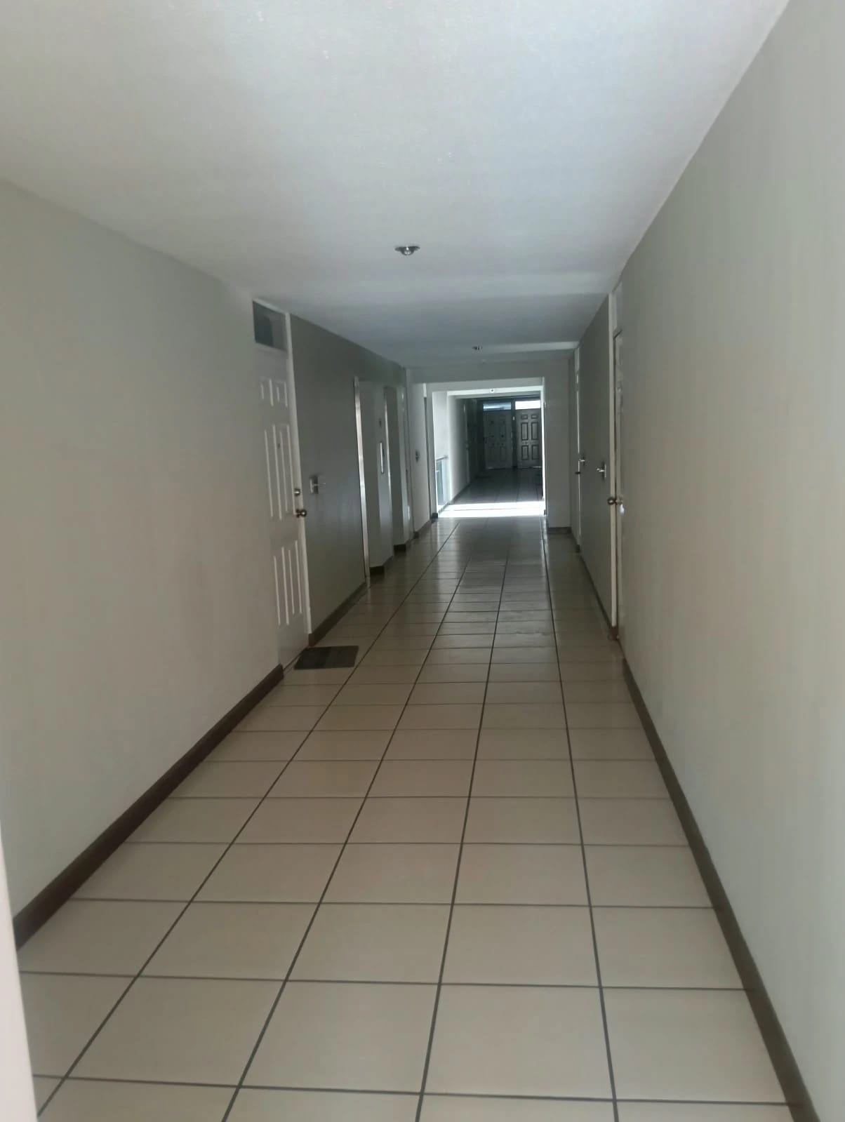 Rento Apto Zona 1, Historico 1, REF.6943 *2 Hab, Estudio, 2 Baños — Apartamento en Alquiler en Zona 1, Guatemala, Ciudad — foto 9 de 16