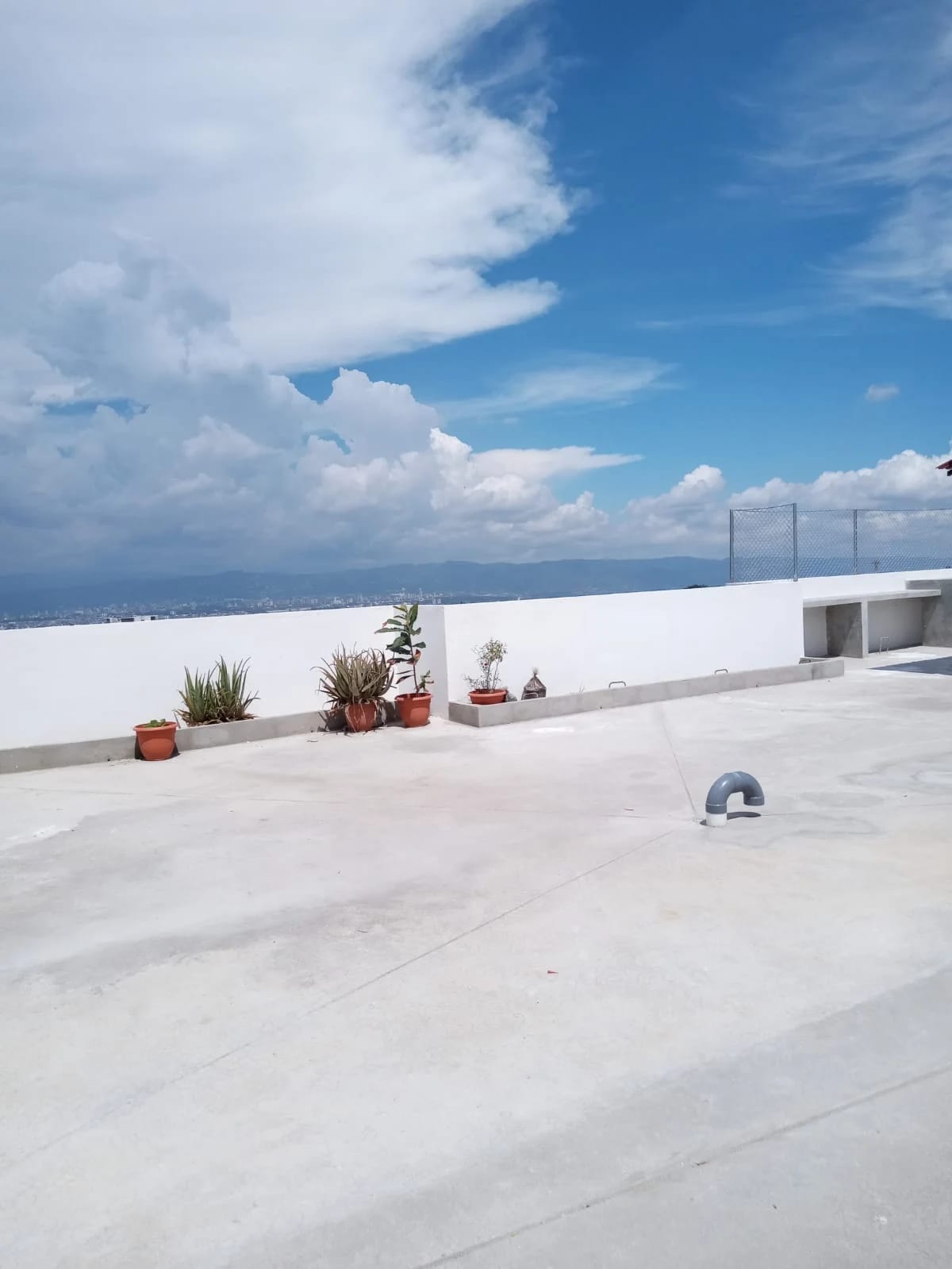 Vendo Apto Zona 1 de Mixco Torre Berlindo REF.6951 — Apartamento en Venta en Zona 1 Mixco, Guatemala, Ciudad — foto 4 de 17