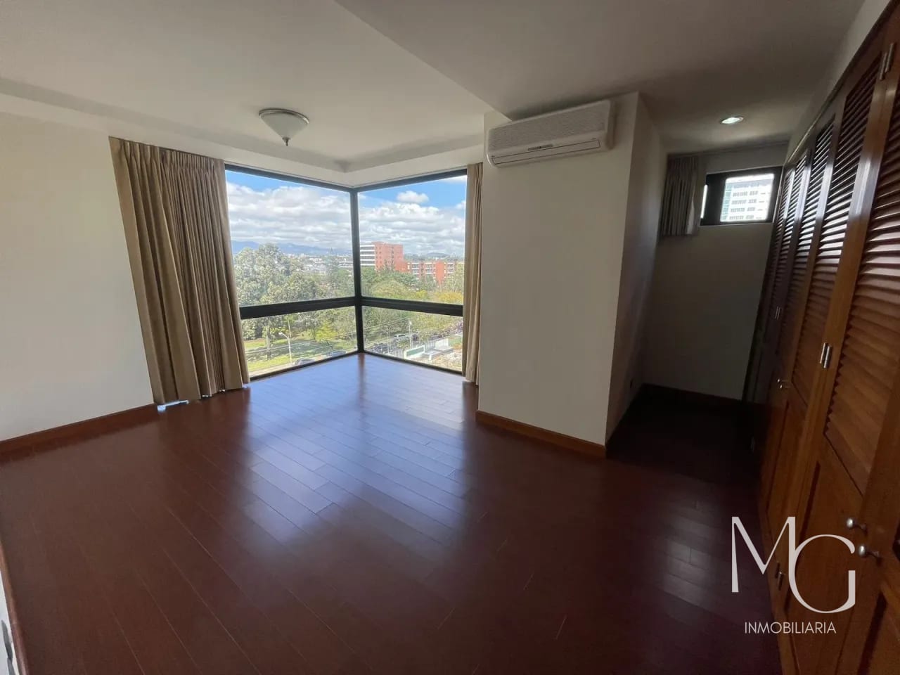 Apartamento en Venta Torre Condesa Z14 — Apartamento en Venta en Zona 14, Guatemala, Ciudad — foto 3 de 4