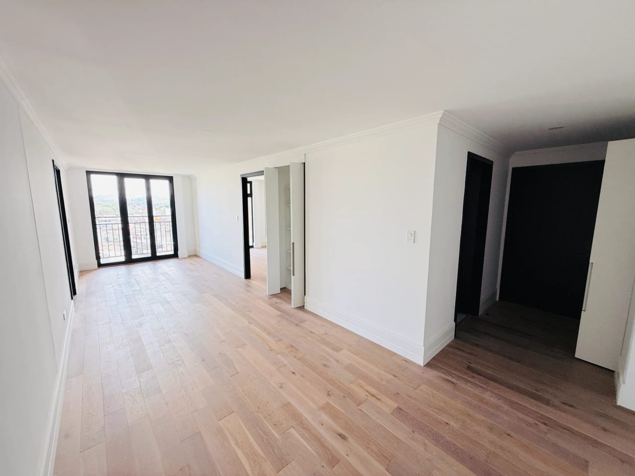 APARTAMENTO P/ ESTRENAR, EDIFICIO CÉNTRICO 67 MTS2, 2 DORMITORIOS, ZONA 5 — Apartamento en Venta en Céntrico, Zona 5, Guatemala, Ciudad — foto 2 de 17