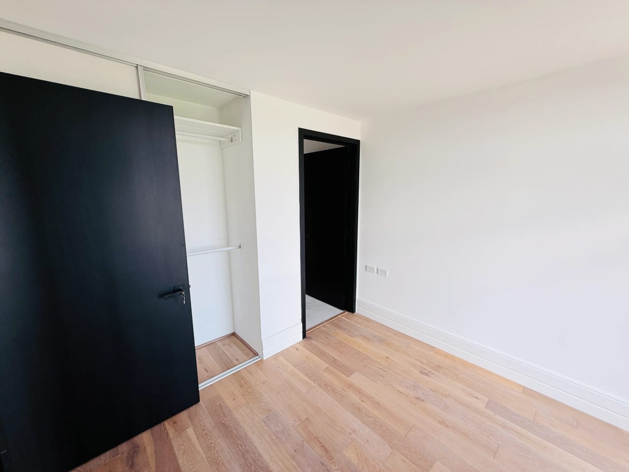 APARTAMENTO P/ ESTRENAR, EDIFICIO CÉNTRICO 67 MTS2, 2 DORMITORIOS, ZONA 5 — Apartamento en Venta en Céntrico, Zona 5, Guatemala, Ciudad — foto 7 de 17
