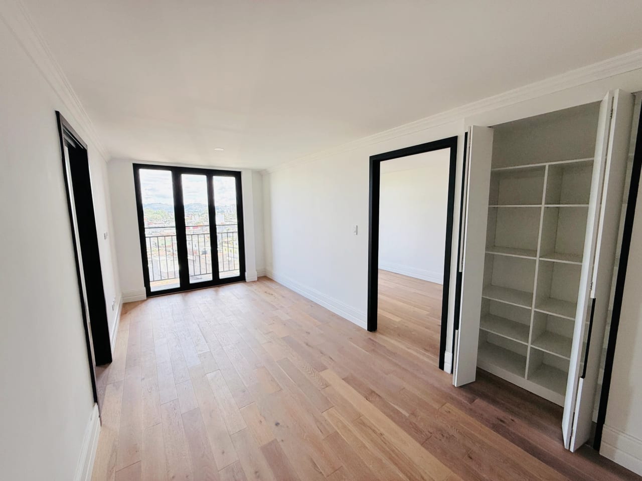 APARTAMENTO P/ ESTRENAR, EDIFICIO CÉNTRICO 67 MTS2, 2 DORMITORIOS, ZONA 5 — Apartamento en Venta en Céntrico, Zona 5, Guatemala, Ciudad — foto 4 de 17
