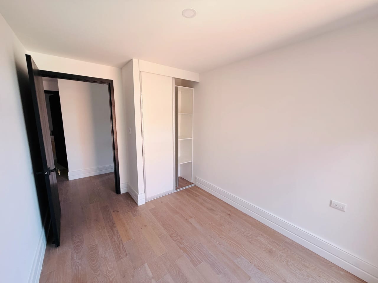 APARTAMENTO P/ ESTRENAR, EDIFICIO CÉNTRICO 81.68 MTS2, 3 DORMITORIOS, ZONA 5 — Apartamento en Venta en Céntrico, Zona 5, Guatemala, Ciudad — foto 10 de 17