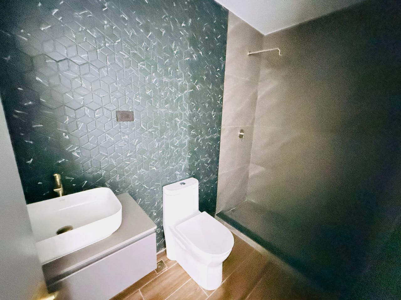APARTAMENTO P/ ESTRENAR, EDIFICIO ATARAH 92.13 MTS2, 3 DORMITORIOS, ZONA 10 — Apartamento en Venta en Atarah, Zona 10, Guatemala, Ciudad — foto 11 de 17