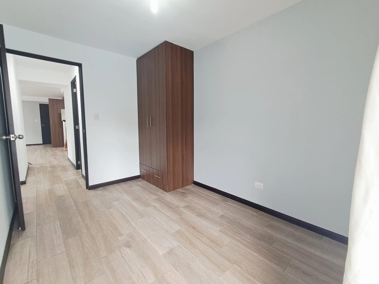 APARTAMENTO EDIFICIO NAGANO CON LÍNEA BLANCA 81 MTS2, PIEDRA PARADA, CRISTO REAL ZONA 16 — Apartamento en Alquiler en Zona 16, Guatemala, Ciudad — foto 7 de 17
