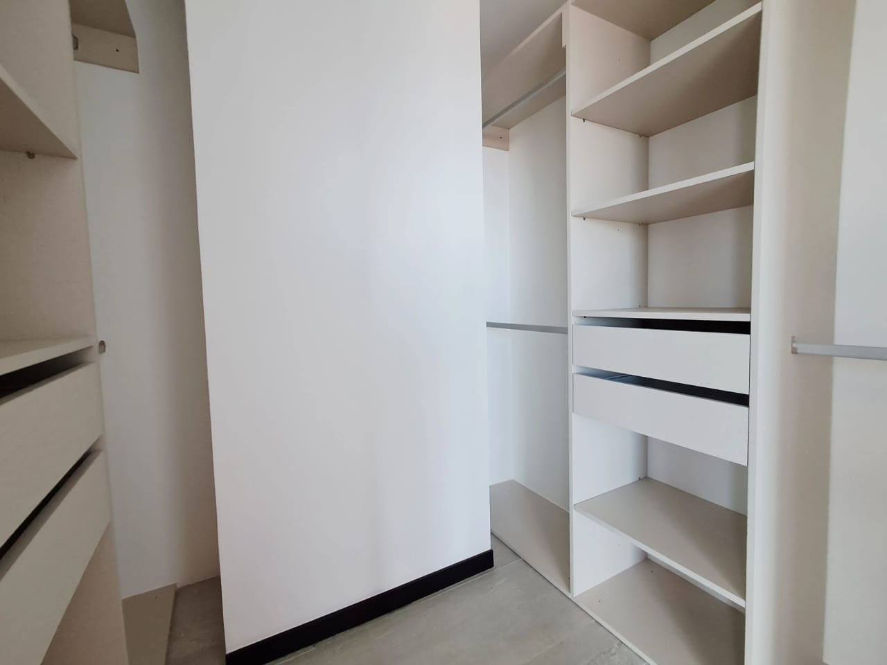 APARTAMENTO CON LÍNEA BLANCA PARA ESTRENAR EDIFICIO VERDÚ 140.67 MTS2, 3 DORMITORIOS, ZONA 13 — Apartamento en Alquiler en Verdú, Zona 13, Guatemala, Ciudad — foto 12 de 17