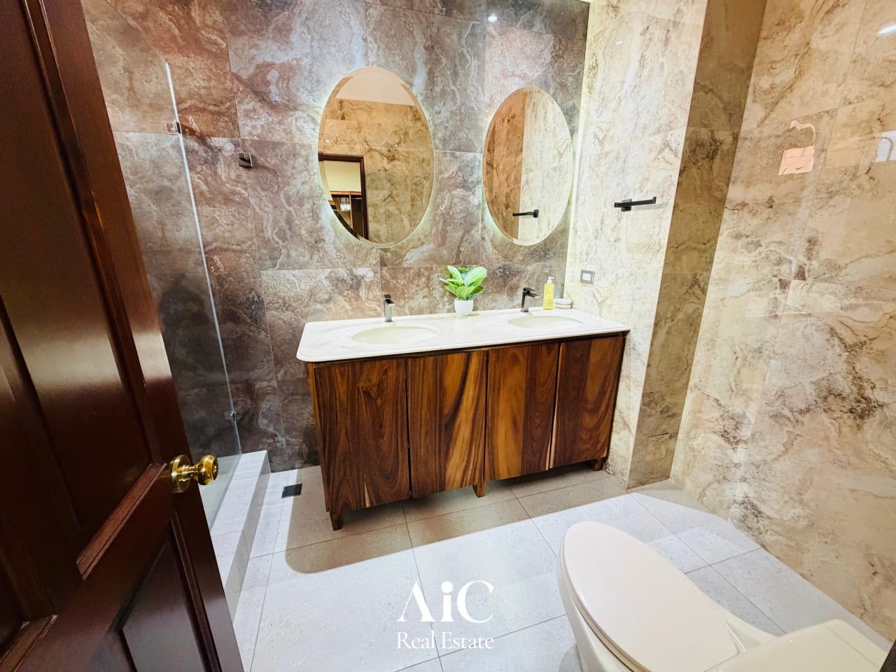 Apartamento en Renta, Edif. San Ignacio I 180 MTS2, 3 Dormitorios, Zon — Apartamento en Alquiler en San Ignacio, Zona 10, Guatemala, Ciudad — foto 9 de 17