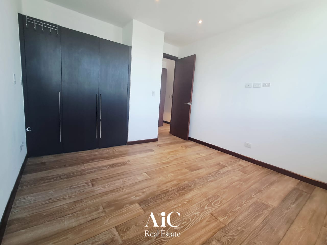 Apartamento con Línea Blanca, Edif. Vhista, Zona 15 — Apartamento en Alquiler en Vhista, Zona 15, Guatemala, Ciudad — foto 6 de 17