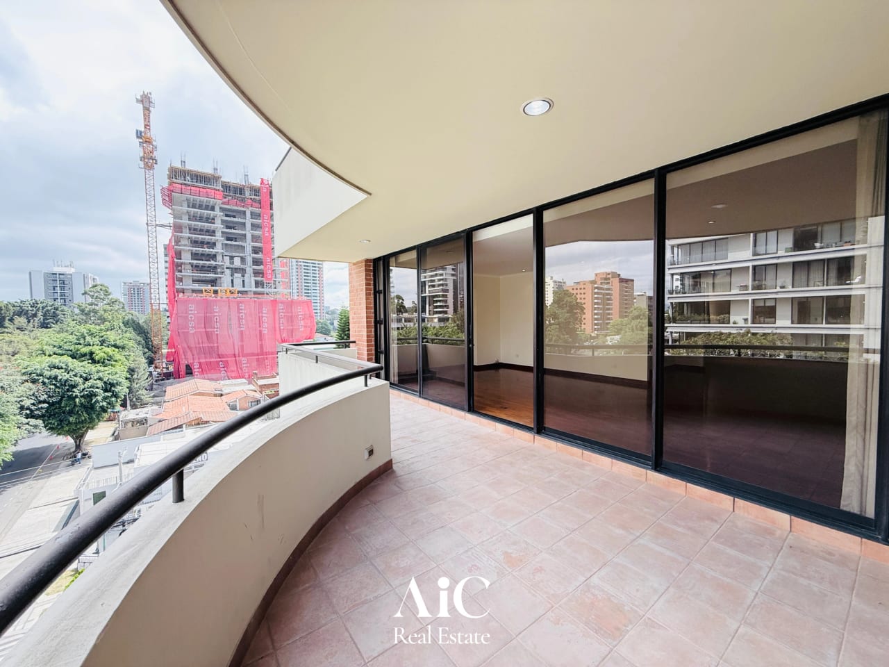 Apartamento Amplio con Balcón 2 Habitaciones. Quinta Bella Norte, Z. 1 — Apartamento en Alquiler en Quinta Bella, Zona 14, Guatemala, Ciudad — foto 6 de 17