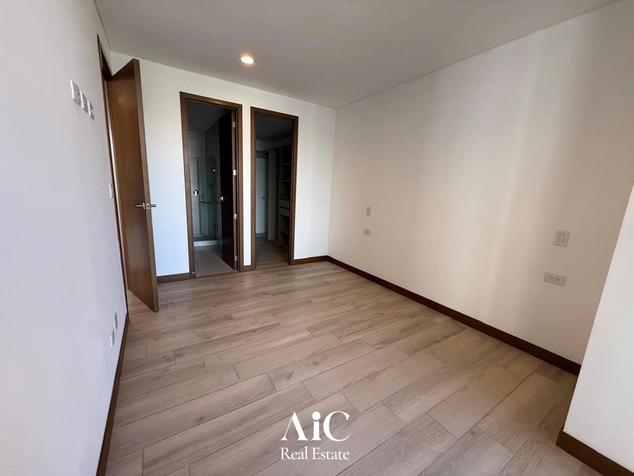 Apartamento Nuevo en Venta Amplio Balcón, Ferré 10 Zona 10 — Apartamento en Venta en Ferré Diez, Zona 10, Guatemala, Ciudad — foto 7 de 17