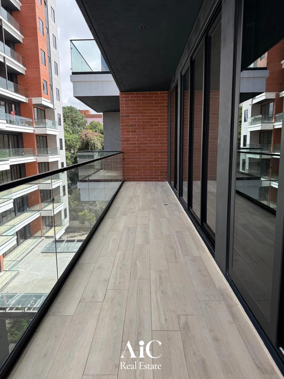 Apartamento Nuevo en Venta Amplio Balcón, Ferré 10 Zona 10 — Apartamento en Venta en Ferré Diez, Zona 10, Guatemala, Ciudad — foto 11 de 17