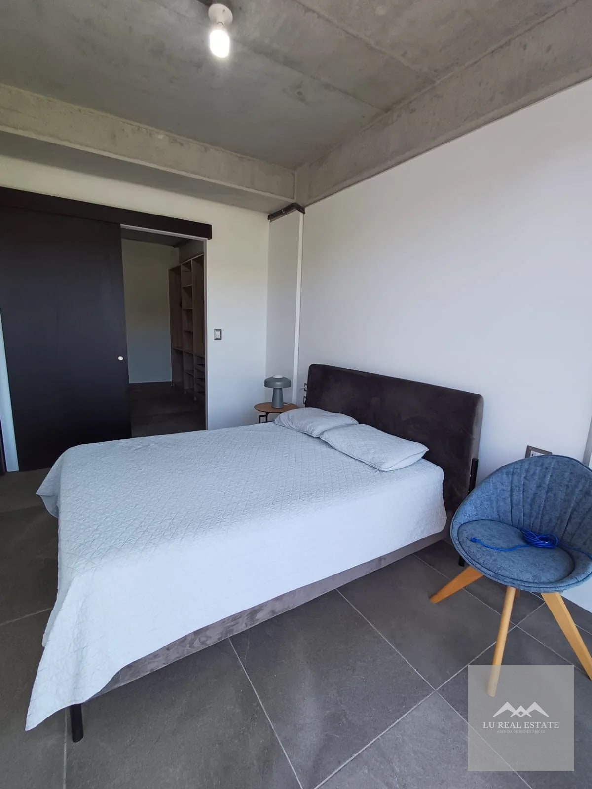 Apartamento de dos habitaciones en z10 - 6